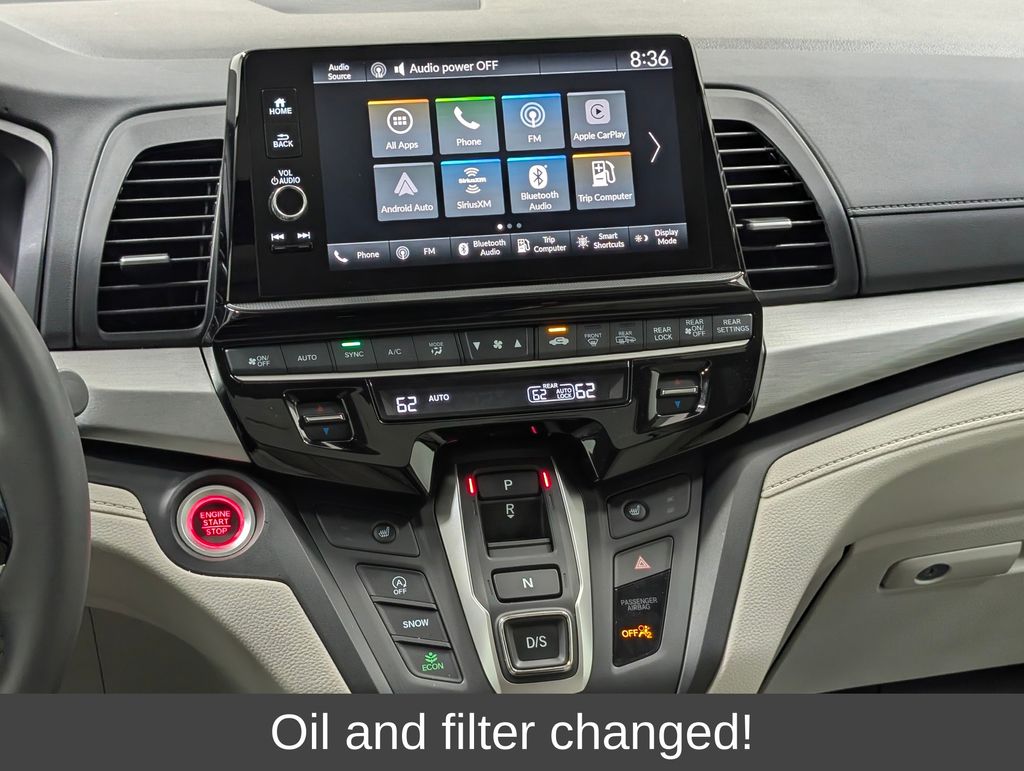 Used 2025 Honda Odyssey - photo 6