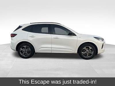 Used 2024 Ford Escape - photo 1