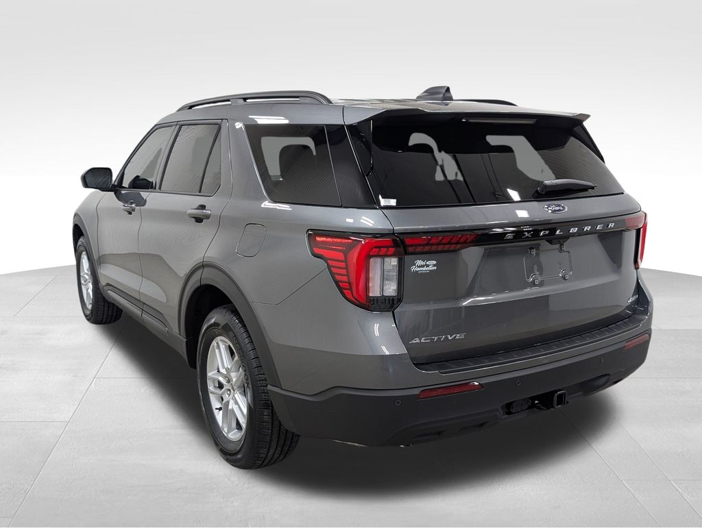 New 2026 Ford Explorer - photo 2