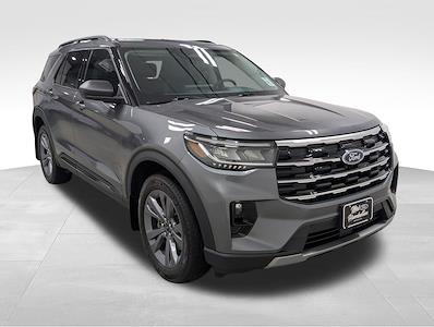 Used 2026 Ford Explorer - photo 1