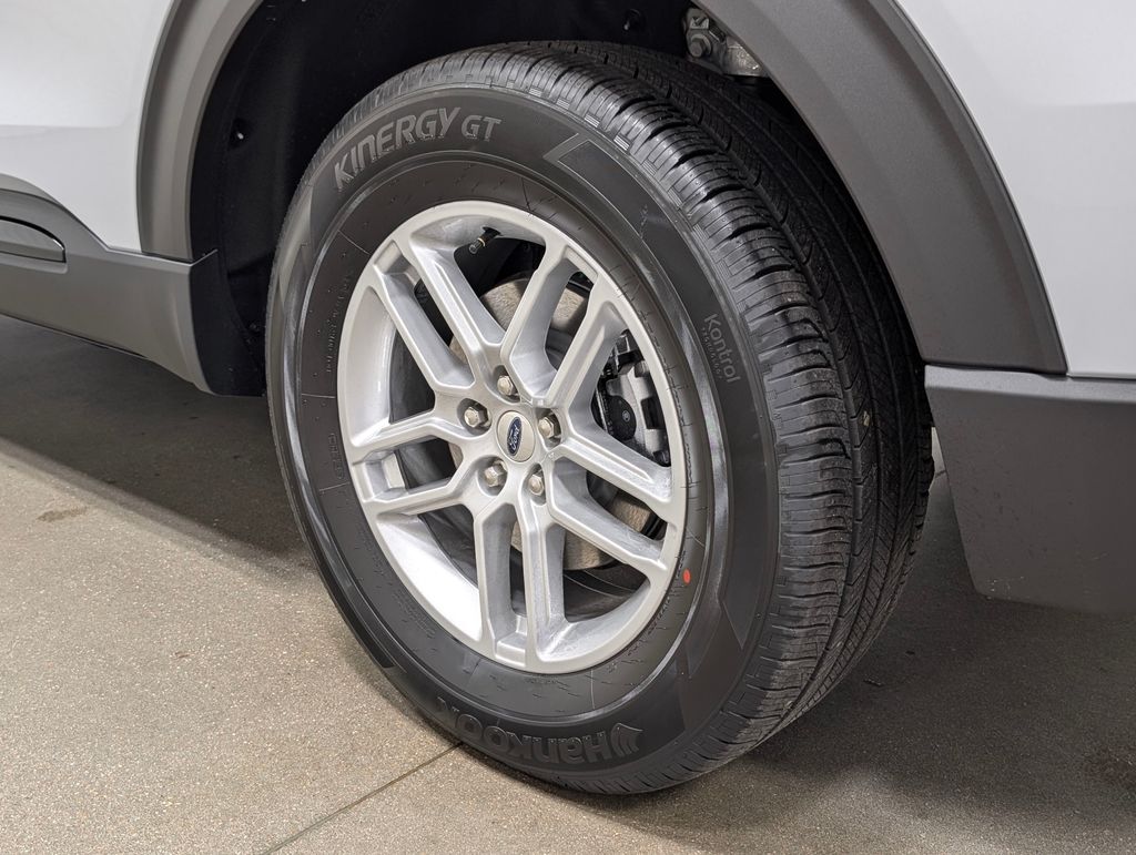 New 2026 Ford Explorer - photo 21