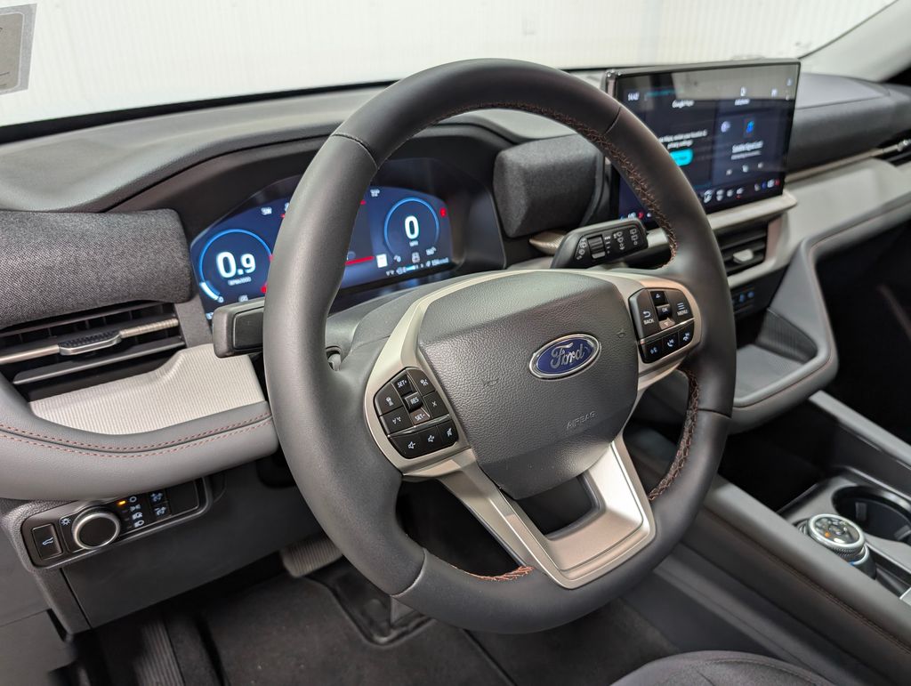 New 2026 Ford Explorer - photo 7