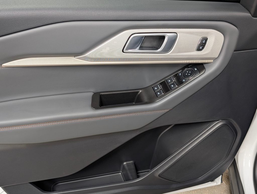 New 2026 Ford Explorer - photo 13