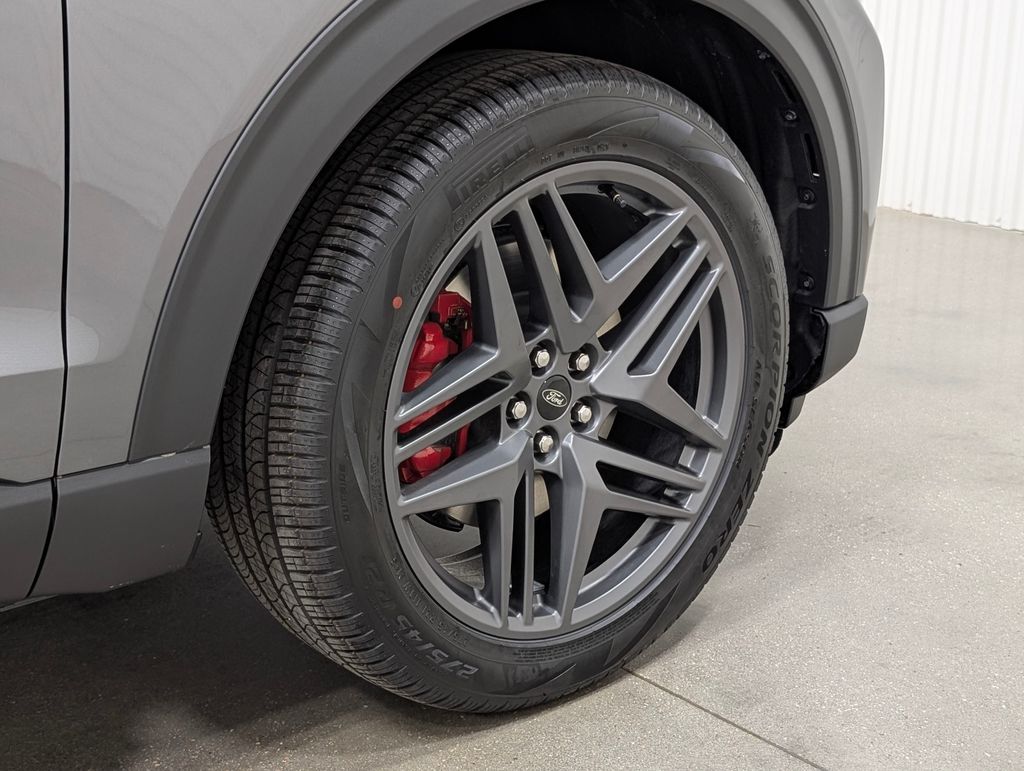 New 2026 Ford Explorer - photo 5