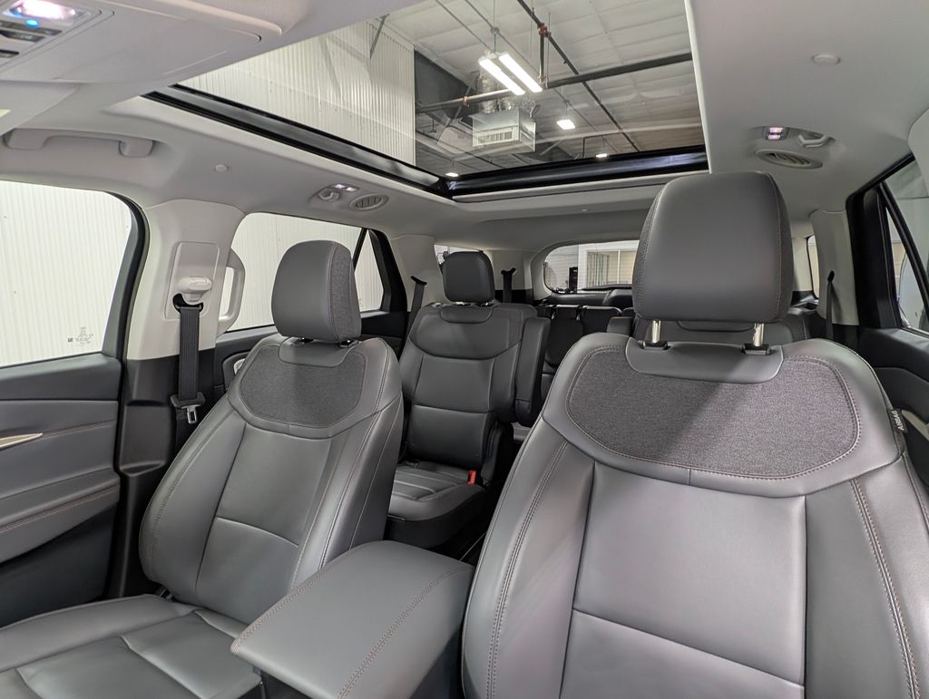 New 2026 Ford Explorer - photo 7