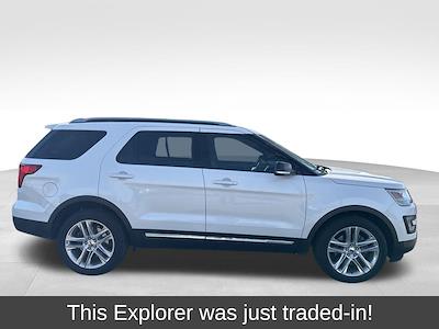 Used 2016 Ford Explorer - photo 1