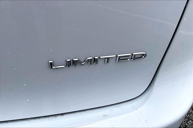Used 2026 Chrysler Pacifica - photo 26