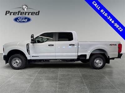 2025 Ford F-250 Crew Cab 4WD Pickup for sale #525067 - photo 2