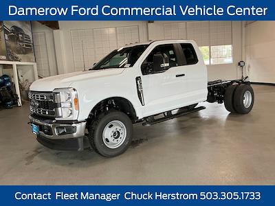 New 2025 Ford F-350 Super Cab Cab Chassis for sale #5250969 - photo 1