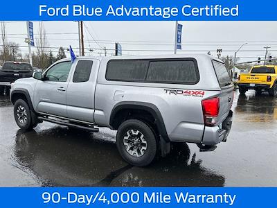 Used 2017 Toyota Tacoma - photo 1