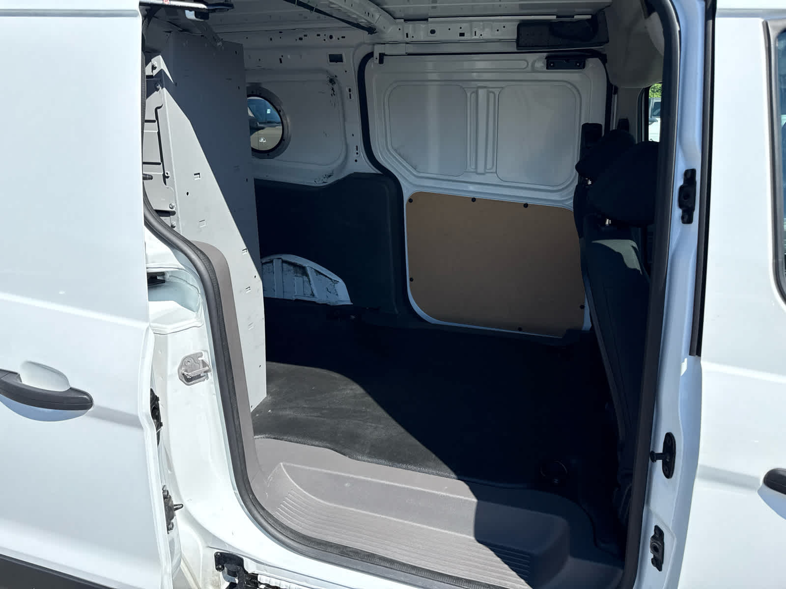 Used 2023 Ford Transit Connect - photo 11