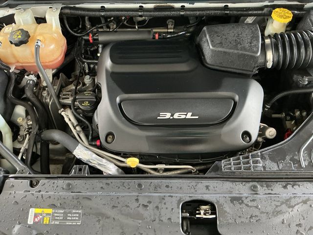 Used 2017 Chrysler Pacifica - photo 22