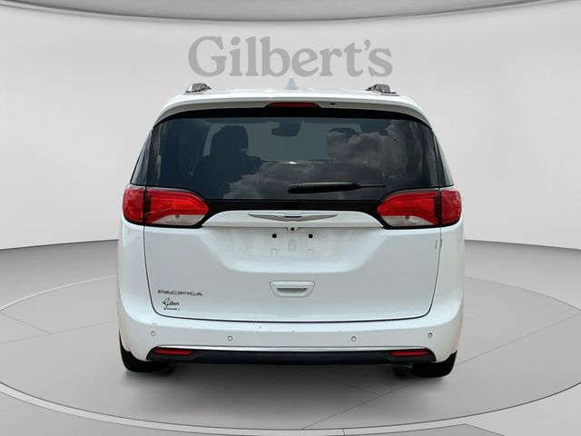Used 2017 Chrysler Pacifica - photo 6