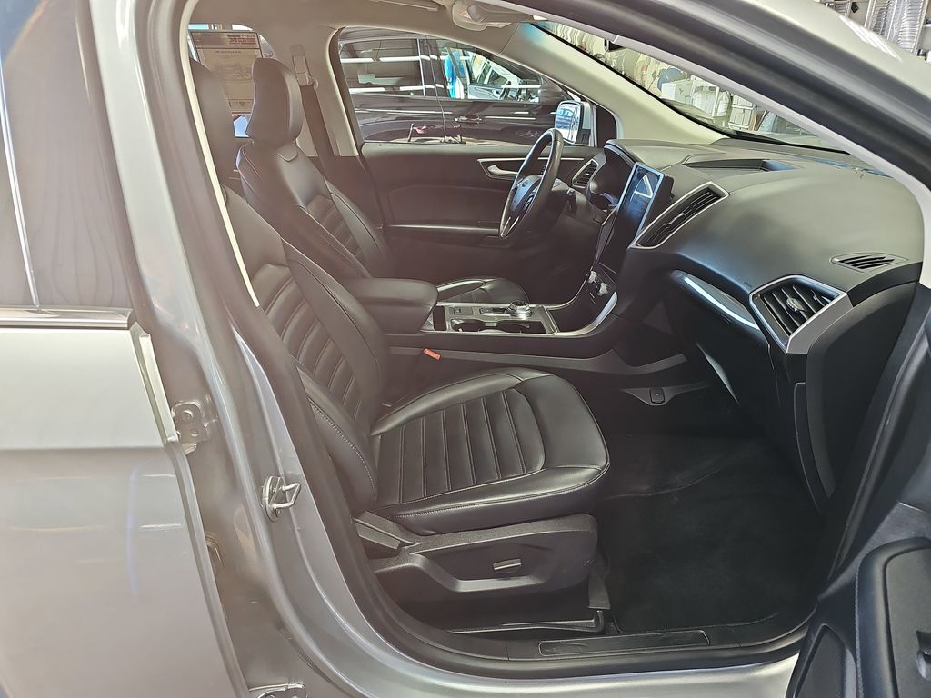 Used 2024 Ford Edge - photo 12
