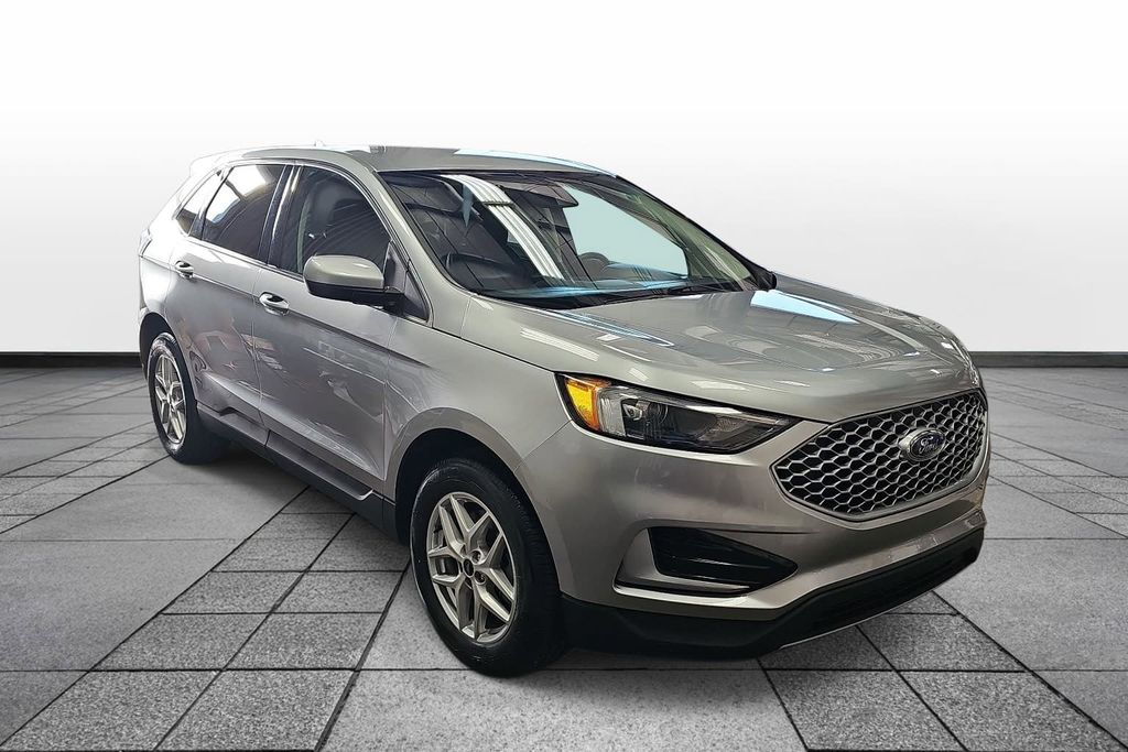 Used 2024 Ford Edge - photo 5