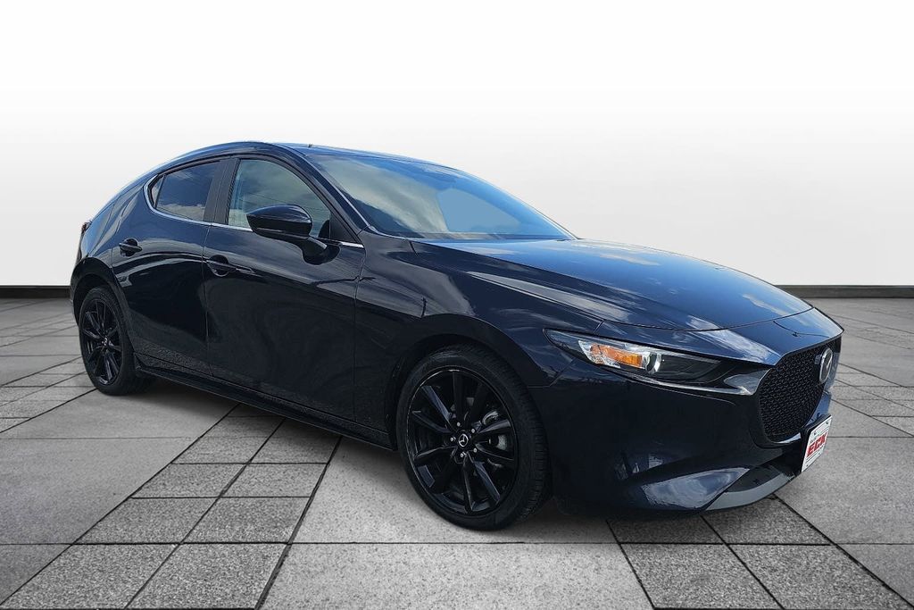 Used 2025 Mazda3 - photo 5