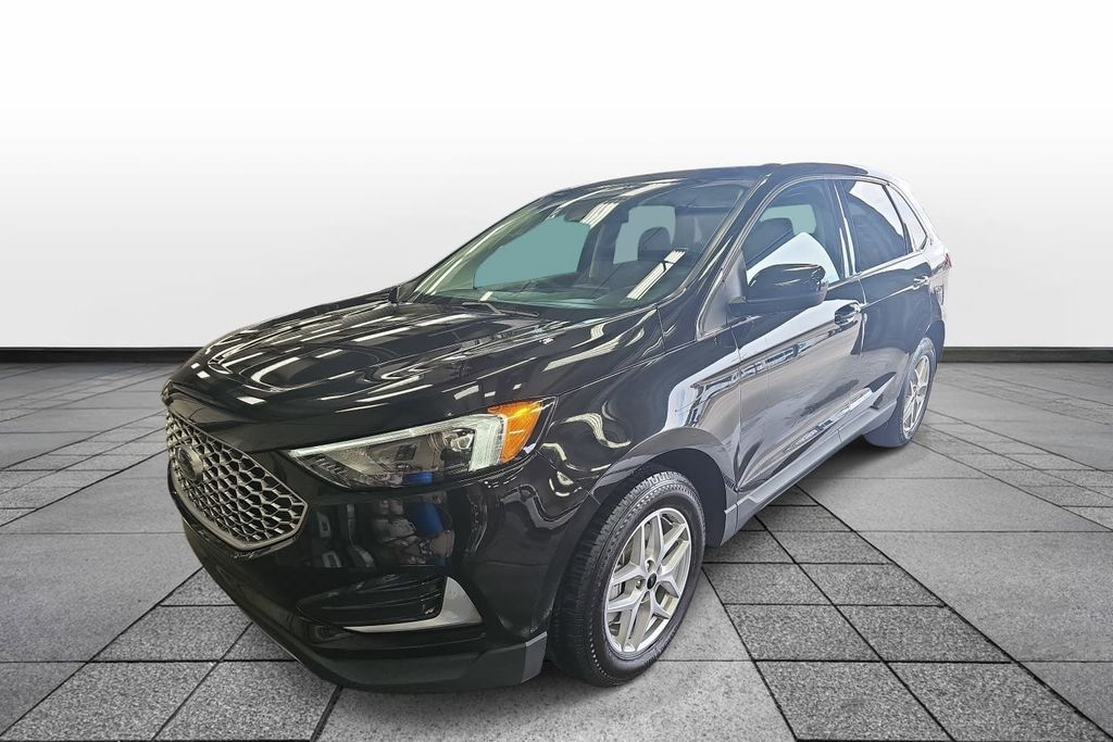 Used 2024 Ford Edge - photo 1