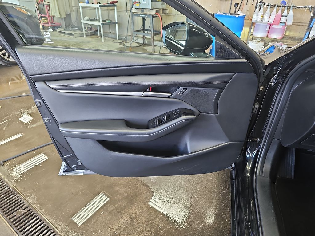 Used 2024 Mazda3 - photo 27