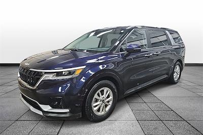 Used 2024 Kia Carnival - photo 1