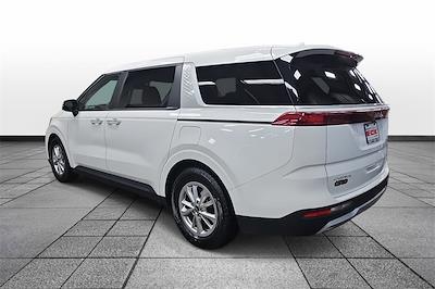 Used 2024 Kia Carnival - photo 1