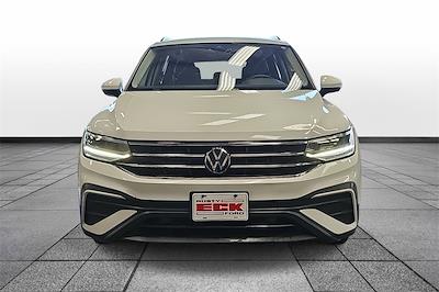 Used 2024 Volkswagen Tiguan - photo 1