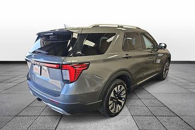 Used 2025 Ford Explorer - photo 1