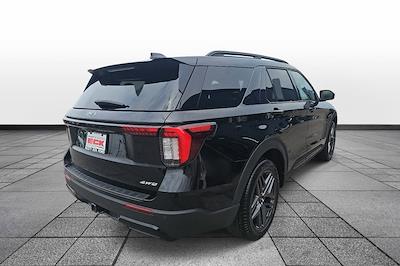 Used 2025 Ford Explorer - photo 1