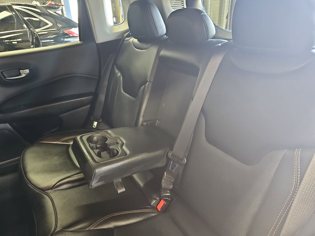 Used 2020 Jeep Compass - photo 11