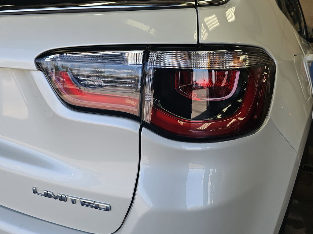 Used 2020 Jeep Compass - photo 30