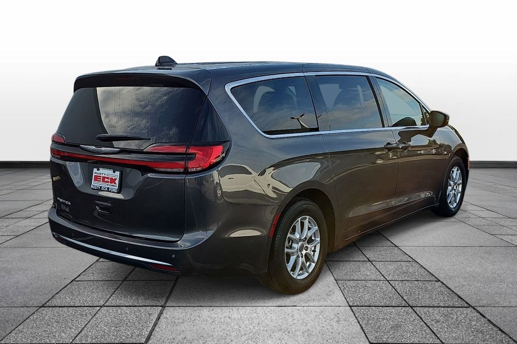 Used 2023 Chrysler Pacifica - photo 36