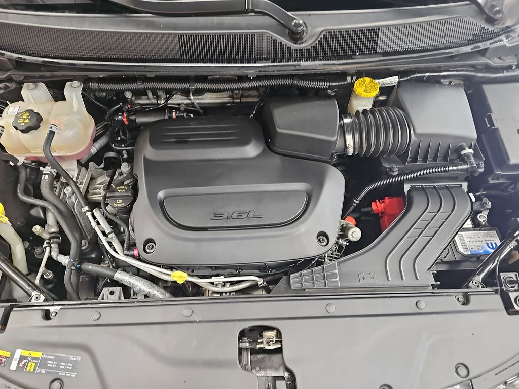 Used 2023 Chrysler Pacifica - photo 27