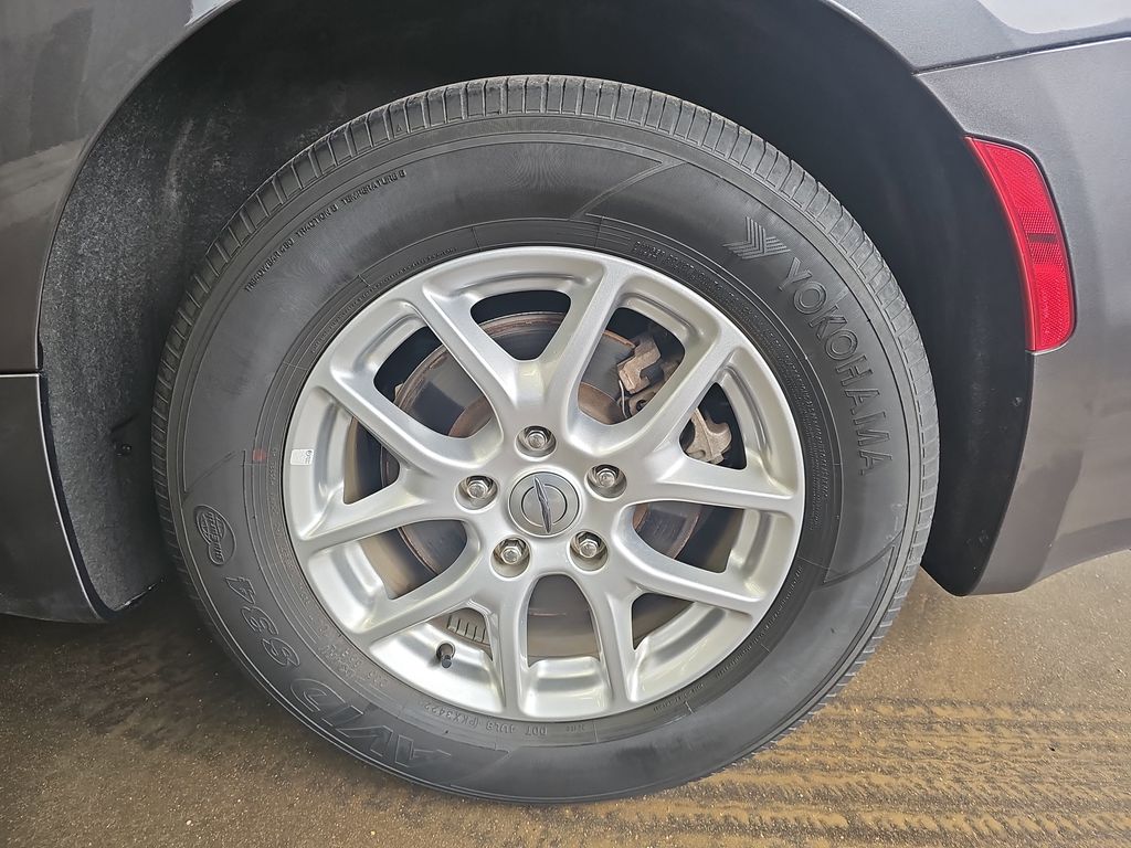 Used 2023 Chrysler Pacifica - photo 30