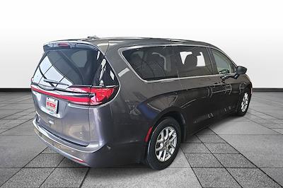 Used 2023 Chrysler Pacifica - photo 1