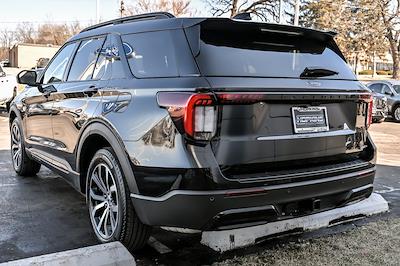 Used 2025 Ford Explorer - photo 1