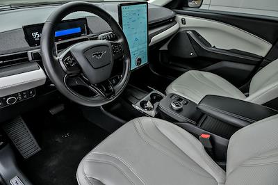 Used 2009 Subaru Forester - photo 1