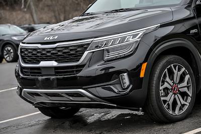 Used 2022 Kia Seltos - photo 1