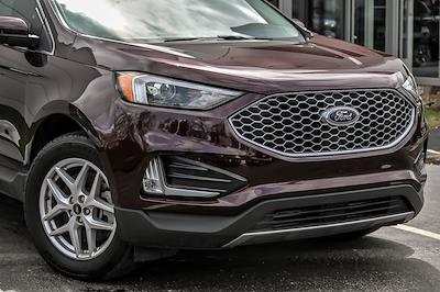 Used 2024 Ford Edge - photo 2