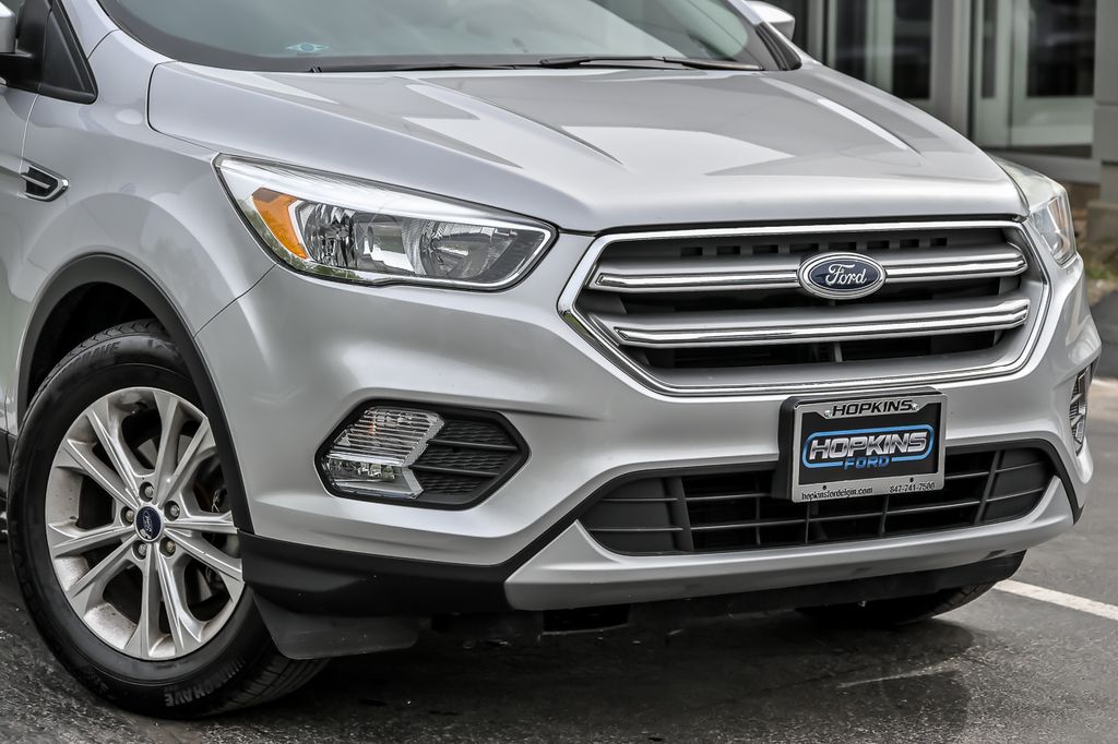 Used 2017 Ford Escape - photo 2