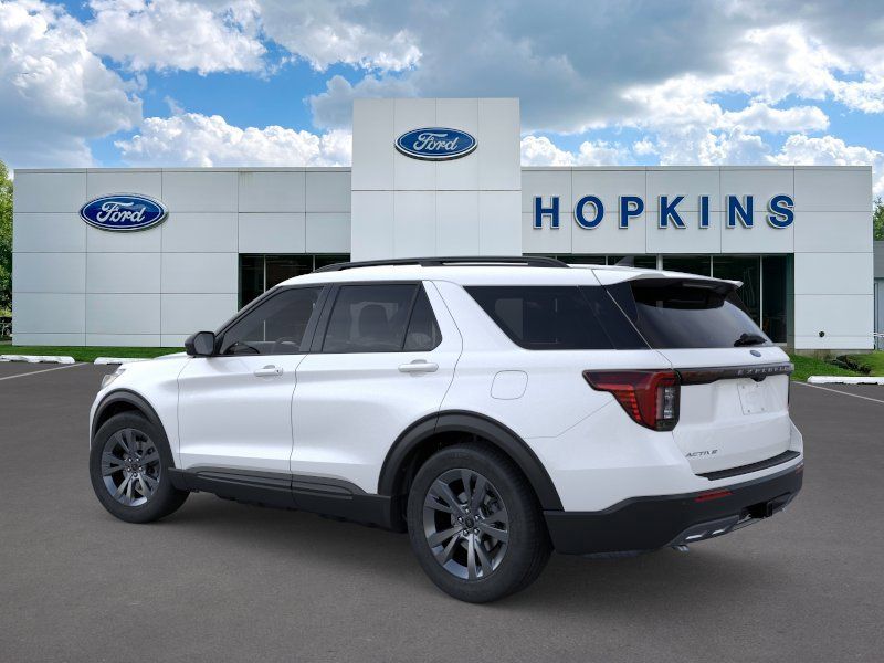New 2026 Ford Explorer - photo 2