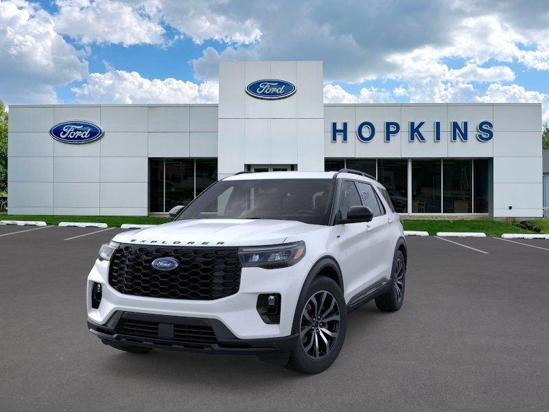 New 2026 Ford Explorer - photo 2
