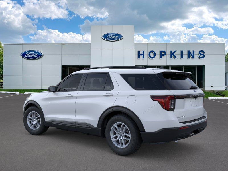 New 2026 Ford Explorer - photo 2