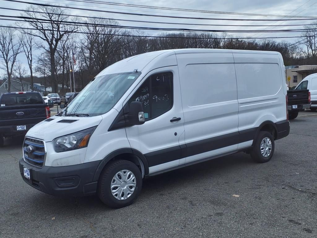 Used 2023 Ford E-Transit 350 - photo 5