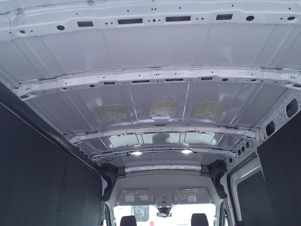 Used 2023 Ford E-Transit 350 - photo 11