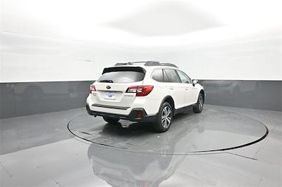 Used 2018 Subaru Outback - photo 1