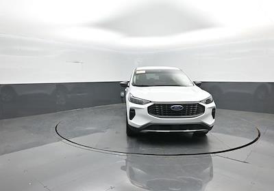 Used 2023 Ford Escape - photo 1