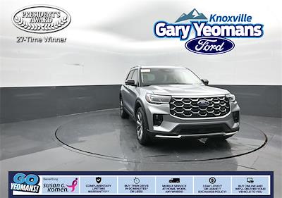 Used 2025 Ford Explorer - photo 1