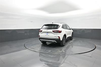 Used 2025 Ford Escape - photo 1