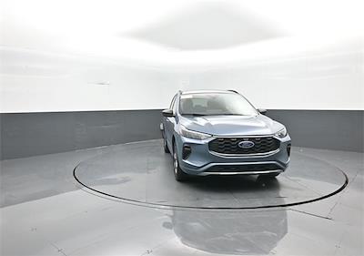 Used 2023 Ford Escape - photo 1
