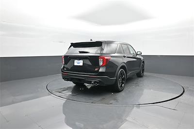 Used 2022 Ford Explorer - photo 1