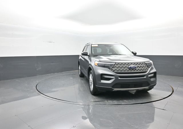 Used 2023 Ford Explorer - photo 2